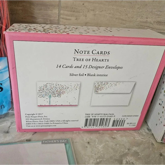 Miscellaneous Gift Wrap, Cards,  Bows, Boxes - Picture 3 of 8